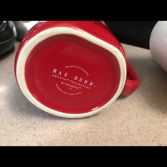 Rae Dunn White LOVE & Red XOXO Mugs NWOT - Picture 7 of 8
